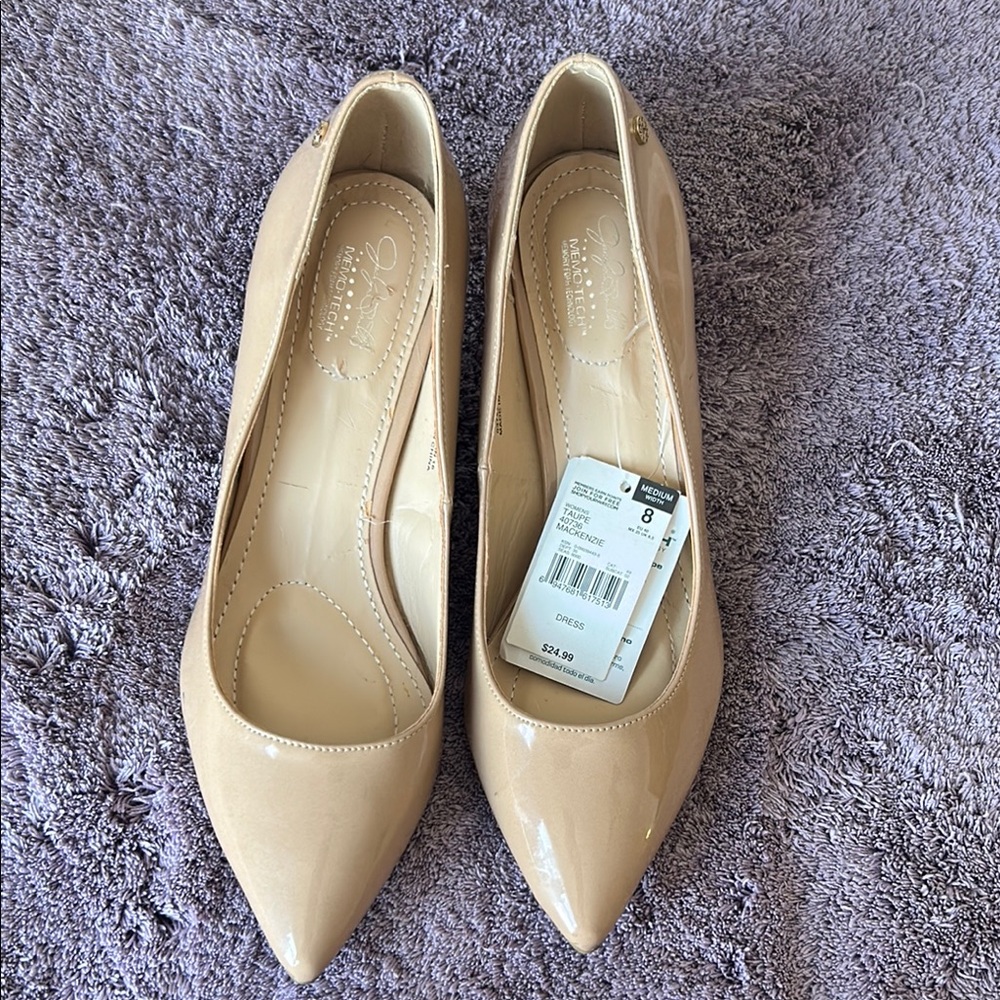 Elegant Beige Patent Leather Pumps